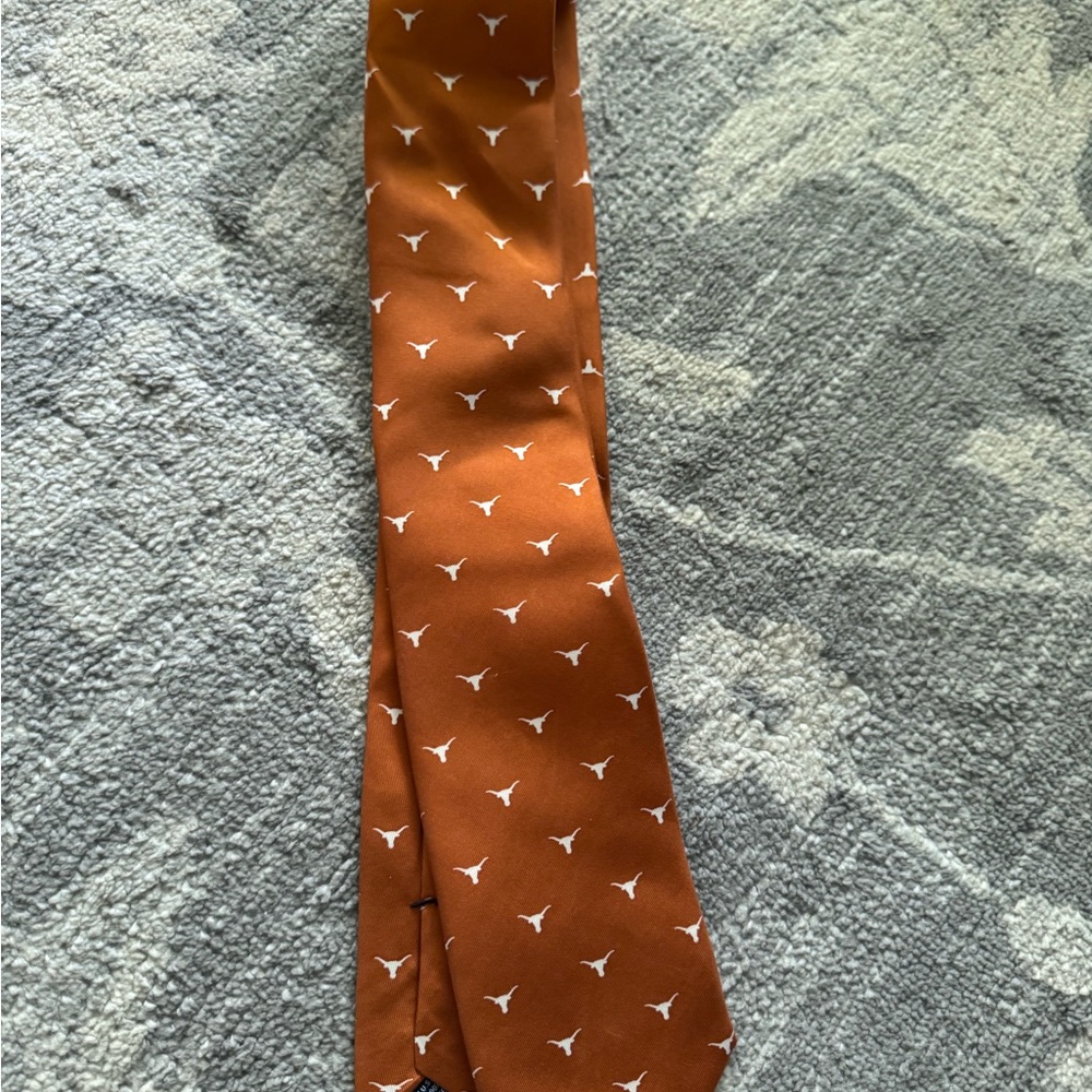 Vineyard Vines Custom Texas Longhorns Tie